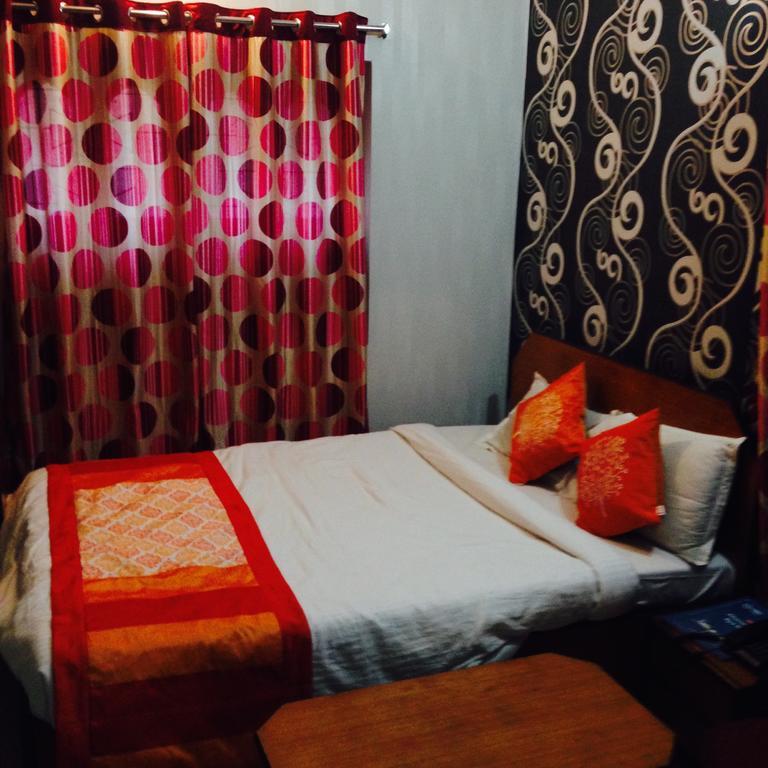 Hotel Bengal -100M From Park Circus 7 Point 콜카타 외부 사진